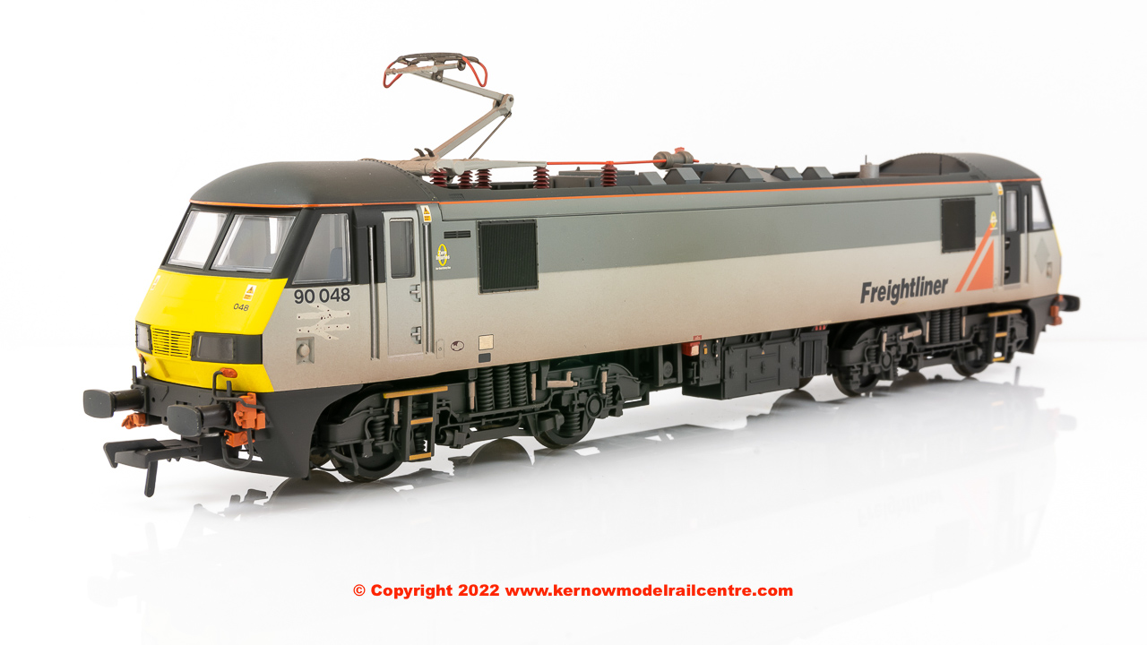 32-620SF Bachmann Class 90 Electric Locomotive number 90 048 in Freightliner Grey livery - weathered
